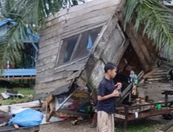 Cuaca Ekstrem! Angin Kencang dan Hujan Deras Terjang Cot Girek Aceh Utara, Belasan Bangunan Rusak