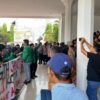 ‎Puluhan Mahasiswa Demo Walikota Lhokseumawe, Tuntut Jadup dan Gaji PPPK hingga Program ‘Broh Jeut Keu Peng’